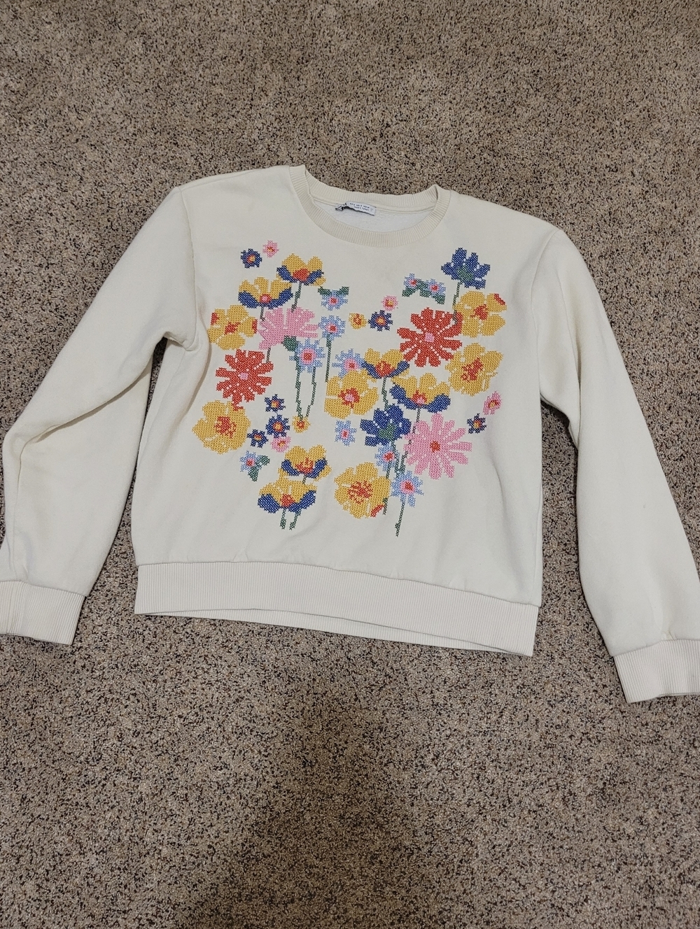Zara Cream Floral Embroidered Crewneck Sweater Sweatshirt Size S - Picture 3 of 6